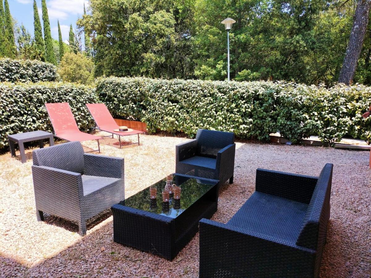Quietude En Luberon Apartment Roussillon en Isere Exterior foto